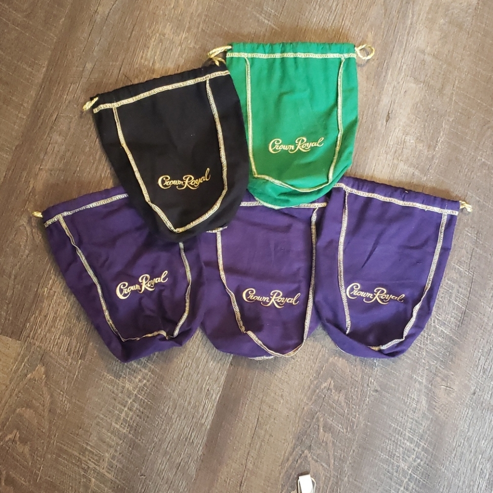 Crown royal bags. X5 - Picture 1 of 1